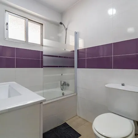 Front Paseo Maritimo Apartment